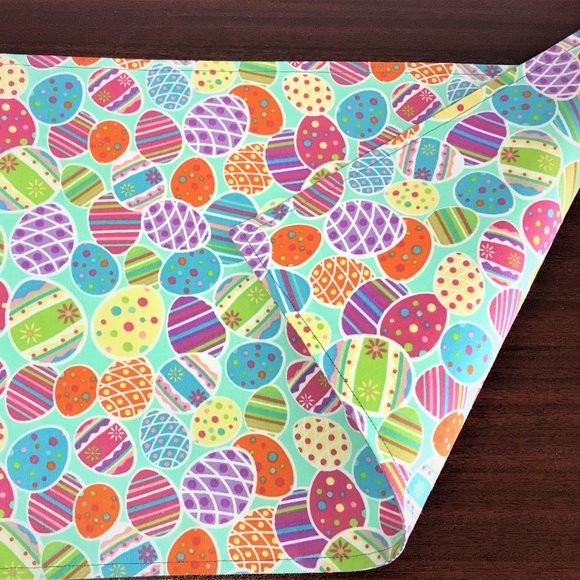 EASTER Placemats Reversible COLORFUL EGGS Placemats Dining Accent Set of 6 - Picture 2 of 5